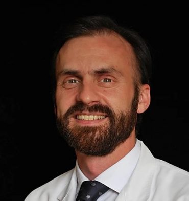 Dr. Carlos Chiclana